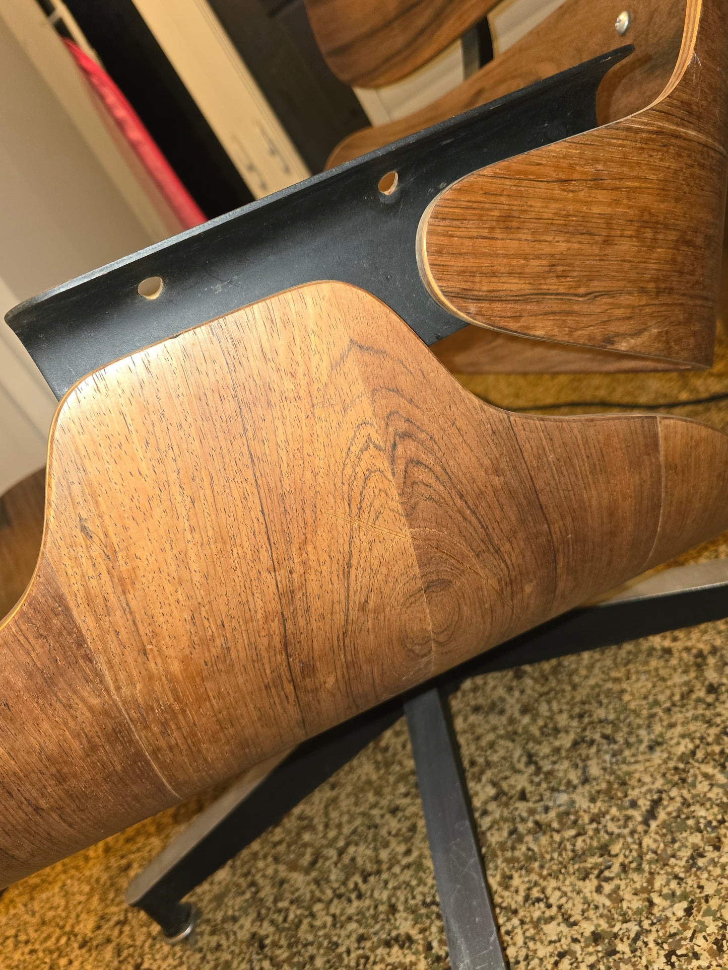 Heman Miller Charles Eames Lounge Chair, Original 2nd gen "White Medallion", - Brazilian Rosewood
