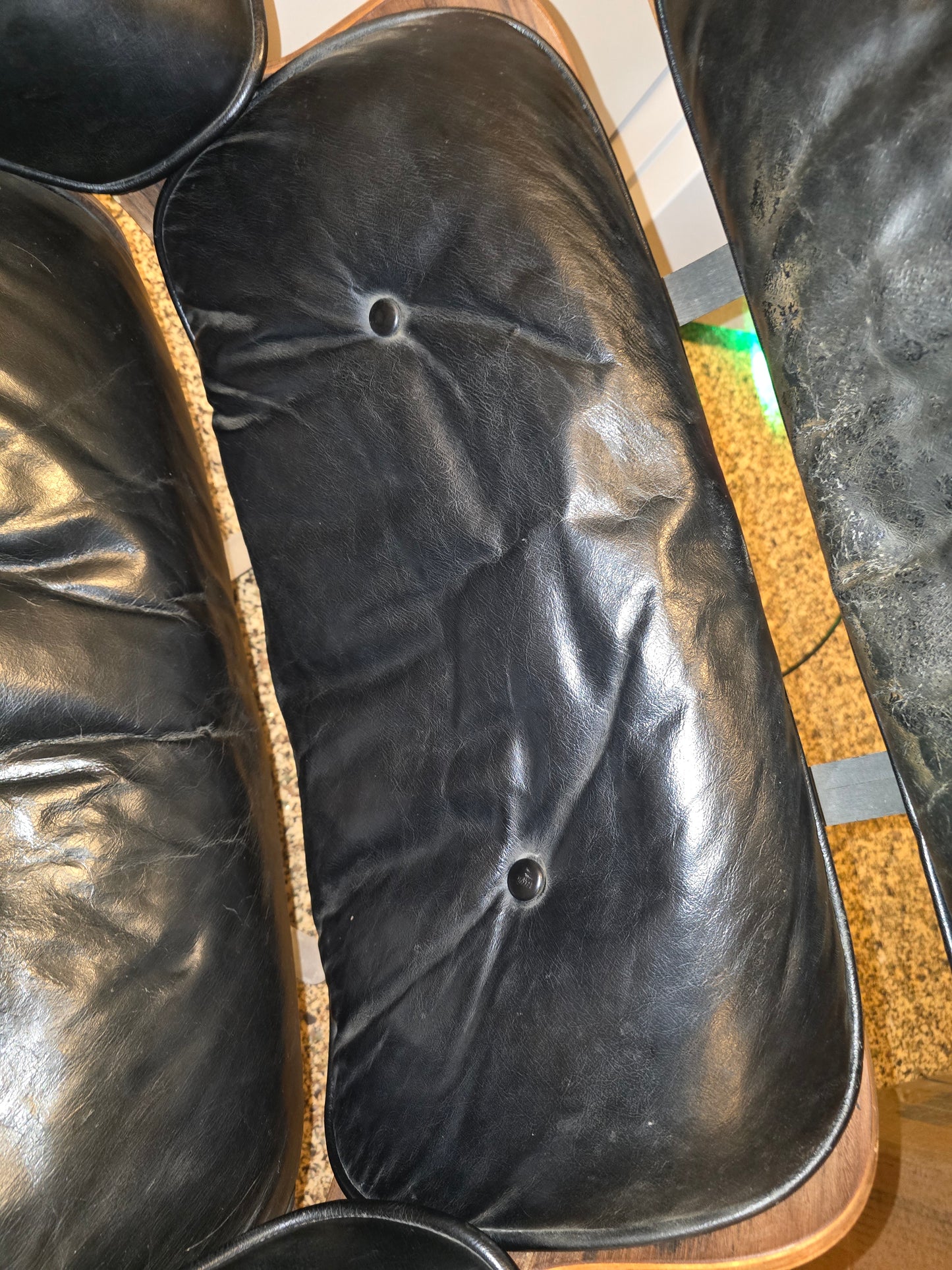 Heman Miller Charles Eames Lounge Chair, Original 2nd gen "White Medallion", - Brazilian Rosewood