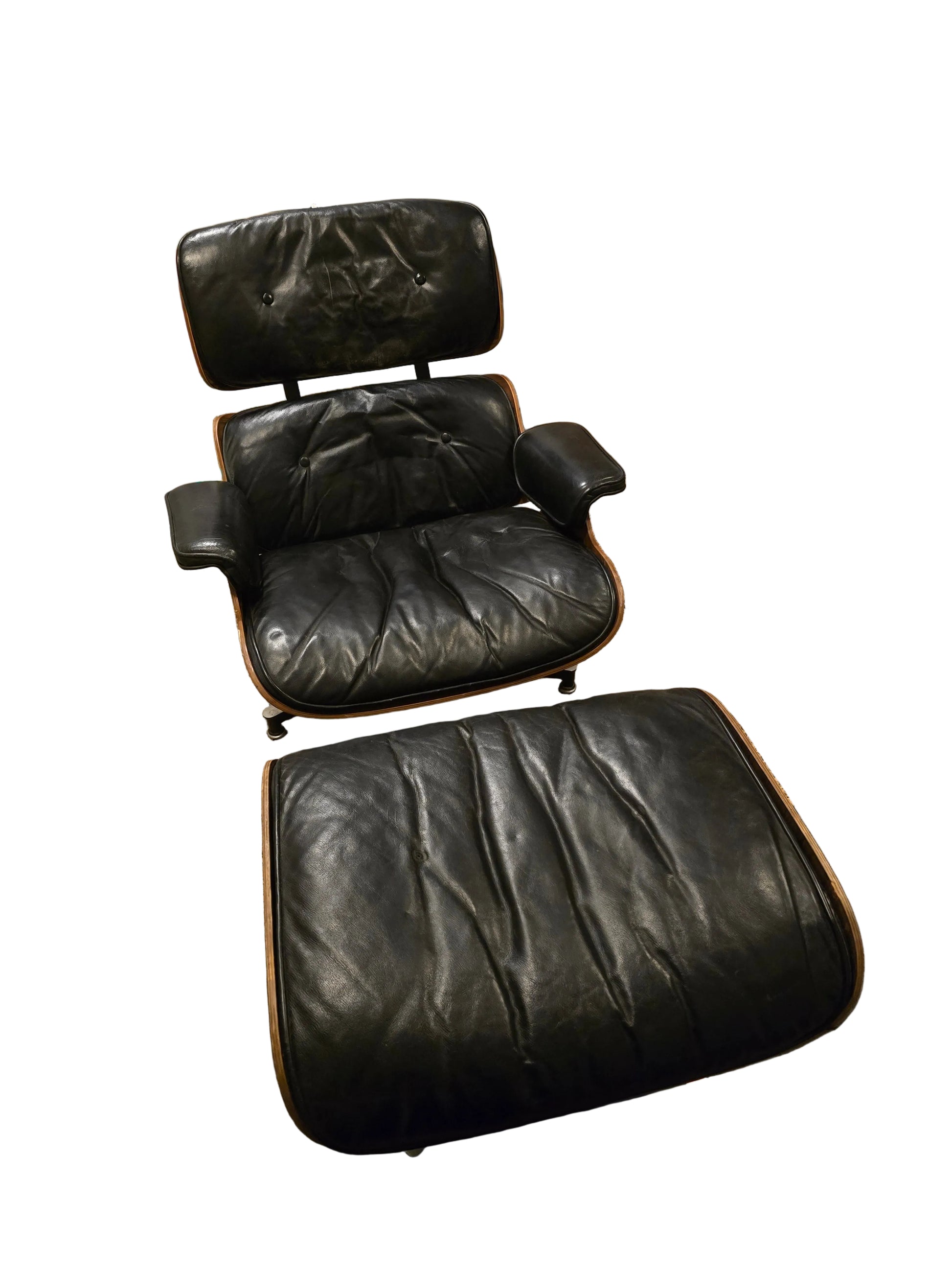 Herman Miller Eames Lounge Chair, 2nd Generation, 1970 White Medallion, Authentic, Original, Michigan, akaarament.com