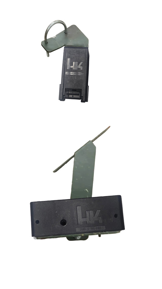 Heckler & Koch G36 Troop Carrier, Gewehrhalterungen (Rifle Holders). German Military Surplus